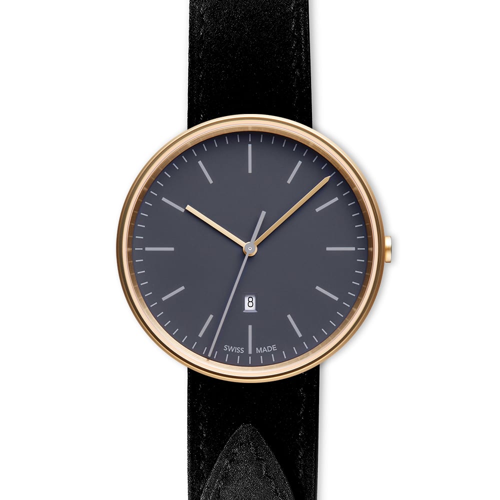 M38 date watch in PVD satin gold
