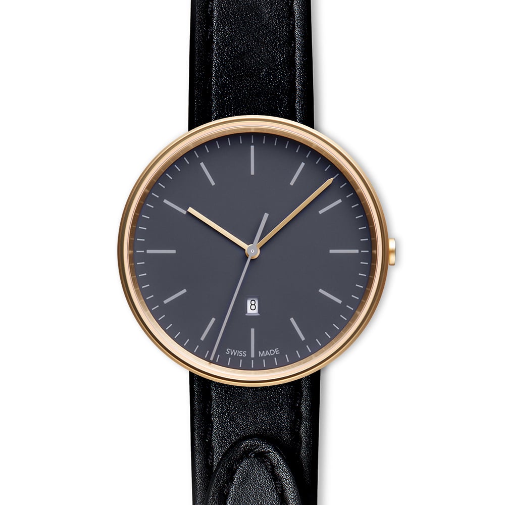 M38 date watch in PVD satin gold